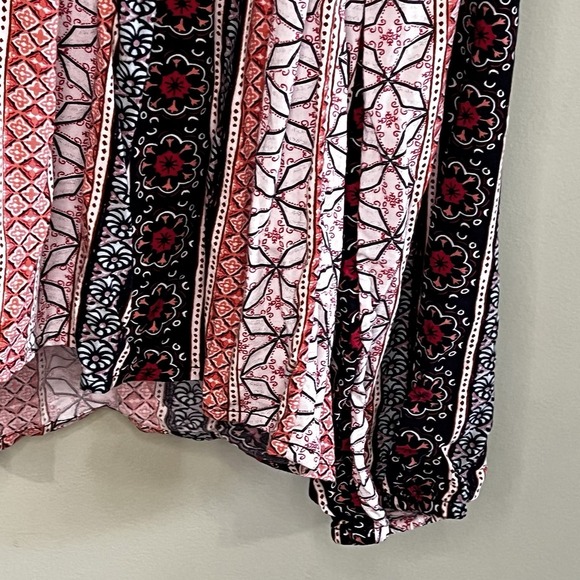 Abercrombie & Fitch Women's XS Top Blouse Long Sleeve VNeck Black White Red - Picture 6 of 13